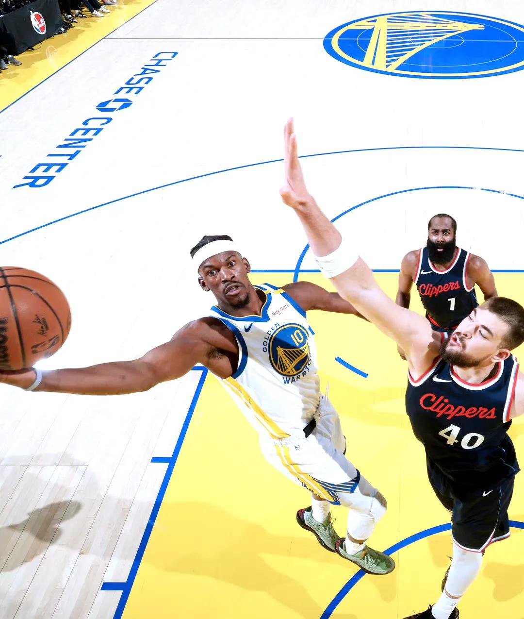 9game-包含库里对阵哈登展开拉锯大战，最终险胜对手！的词条