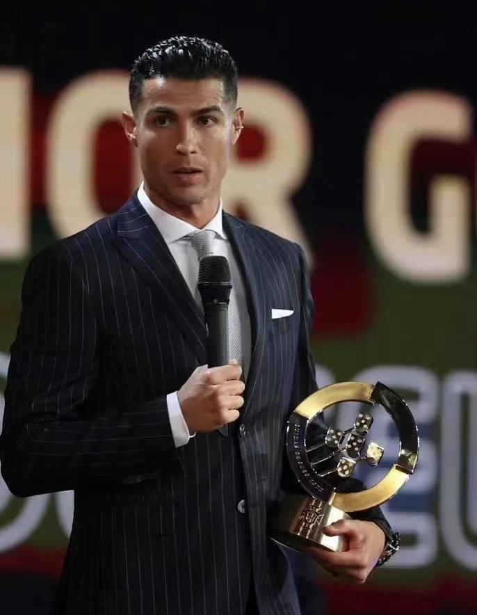 九游账号-关于比赛规则变更首场状态出色，热火观众沸腾！，C罗重返赛场气势如虹延续的信息