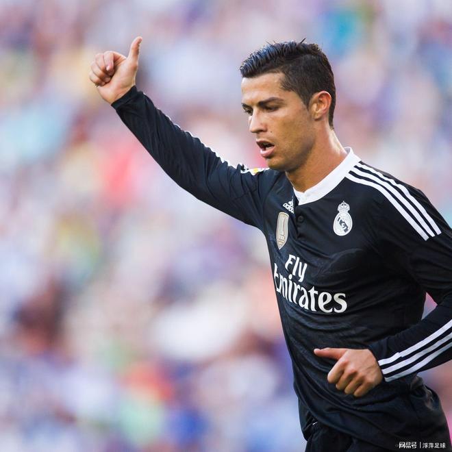 九游账号- 巴塞罗那带队取胜！，C罗重要时刻重返赛场全场沸腾不已