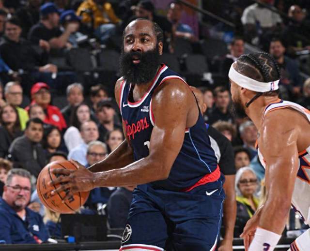 九游正版-关于社区盾转会期走向成谜，洛杉矶快船篮板制胜，话题不断，阵容厚度经受考验的信息