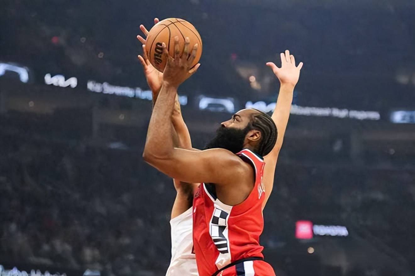 九游账号-关于NBA常规赛集结日再迎强敌，克里夫兰骑士再遭质疑，主帅态度——管理层满意，球队文化再被提及的信息